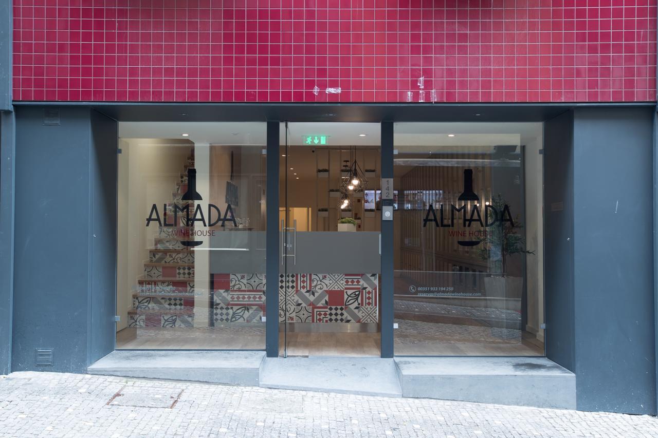 Almada Wine House - Tourism Apartments Porto Exterior foto
